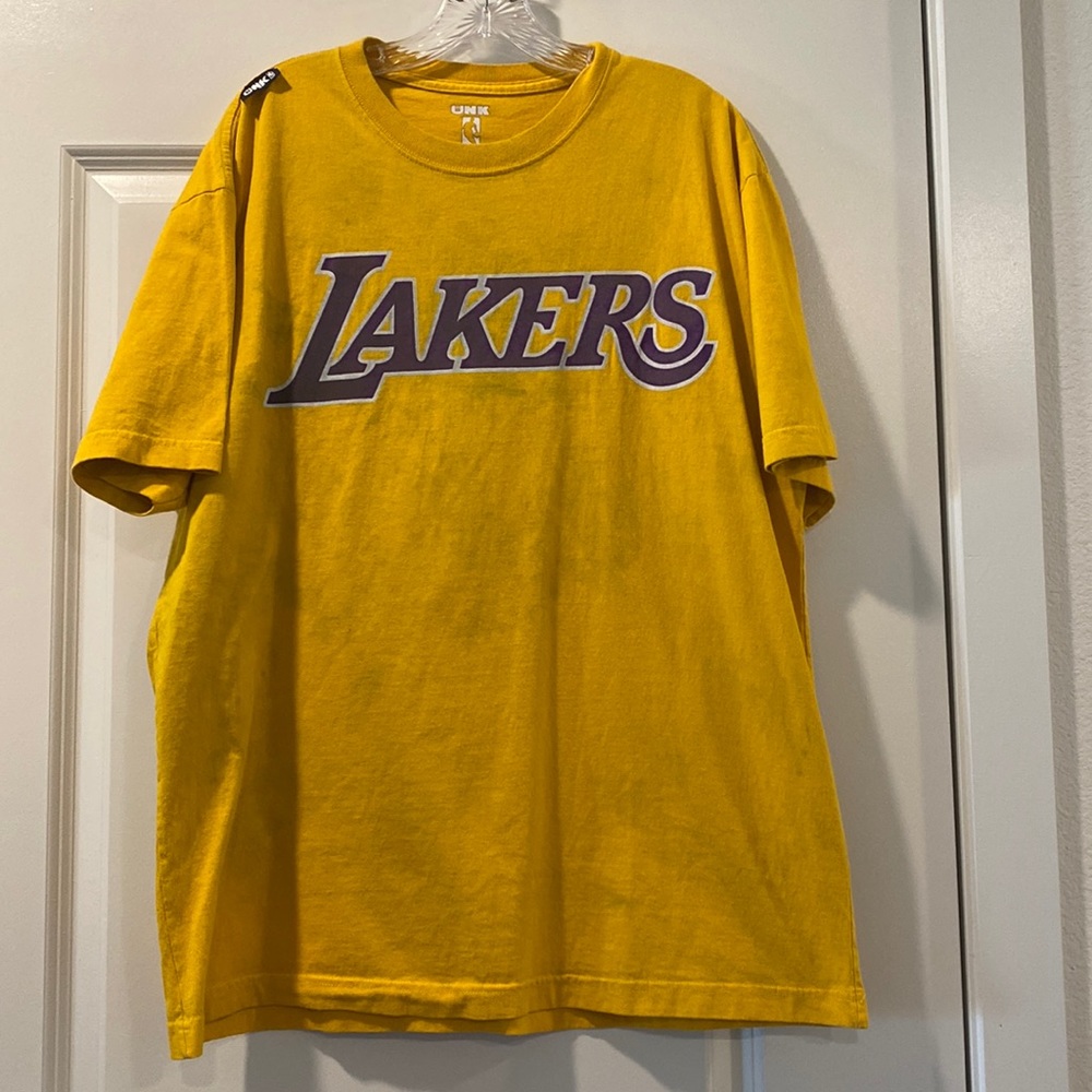 Lakers shirt